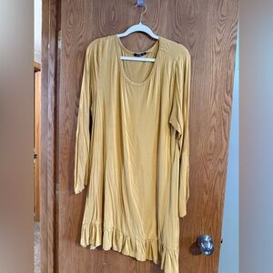 Annabelle Golden Long Sleeve Dress